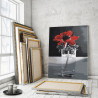 Пример в интерьере Красный мак на черно-белом фоне / Цветы 60х80 см Раскраска картина по номерам на холсте AAAA-RS391-60x80