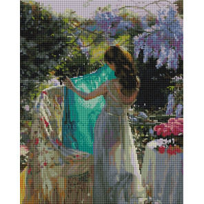  Девушка в саду Алмазная вышивка мозаика АртФея UA435
