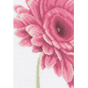 Close-Up Pink Flower Набор для вышивания LanArte