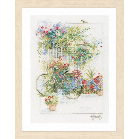  Flowers & bicycle Набор для вышивания LanArte PN-0168447